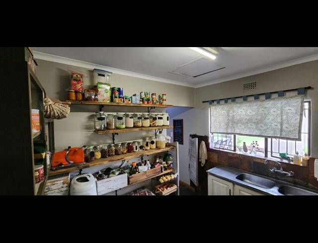 3 BEDROOM HOUSE FOR SALE IN FLORA GARDENS